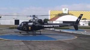 Helicóptero apreendido pela Polícia Civil de Americana, faz primeiro voo transportando órgão do litoral sul para Campinas